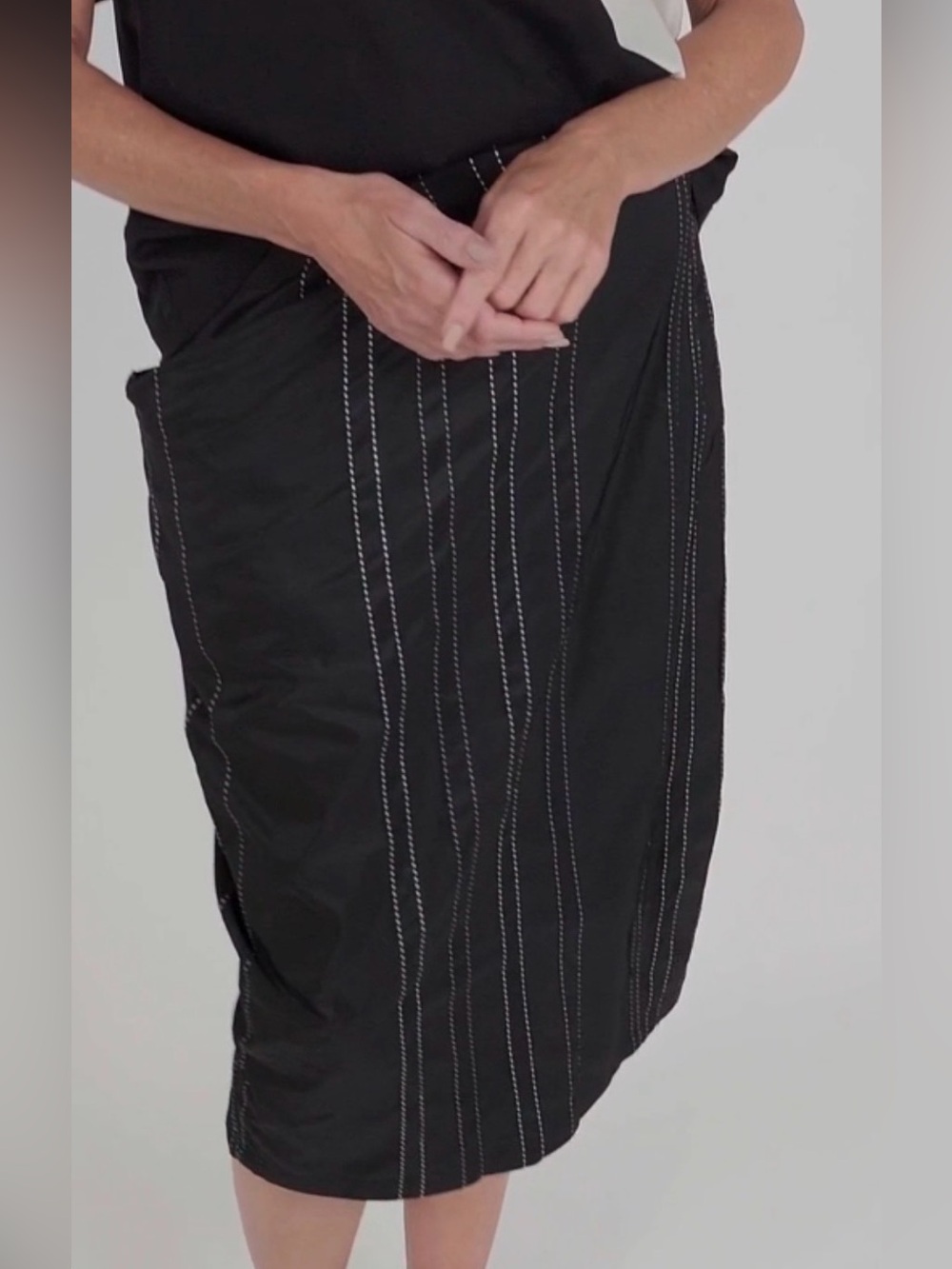 NWT Alembika Urban “Kate” Topstitched Architectural Black Trails Skirt
